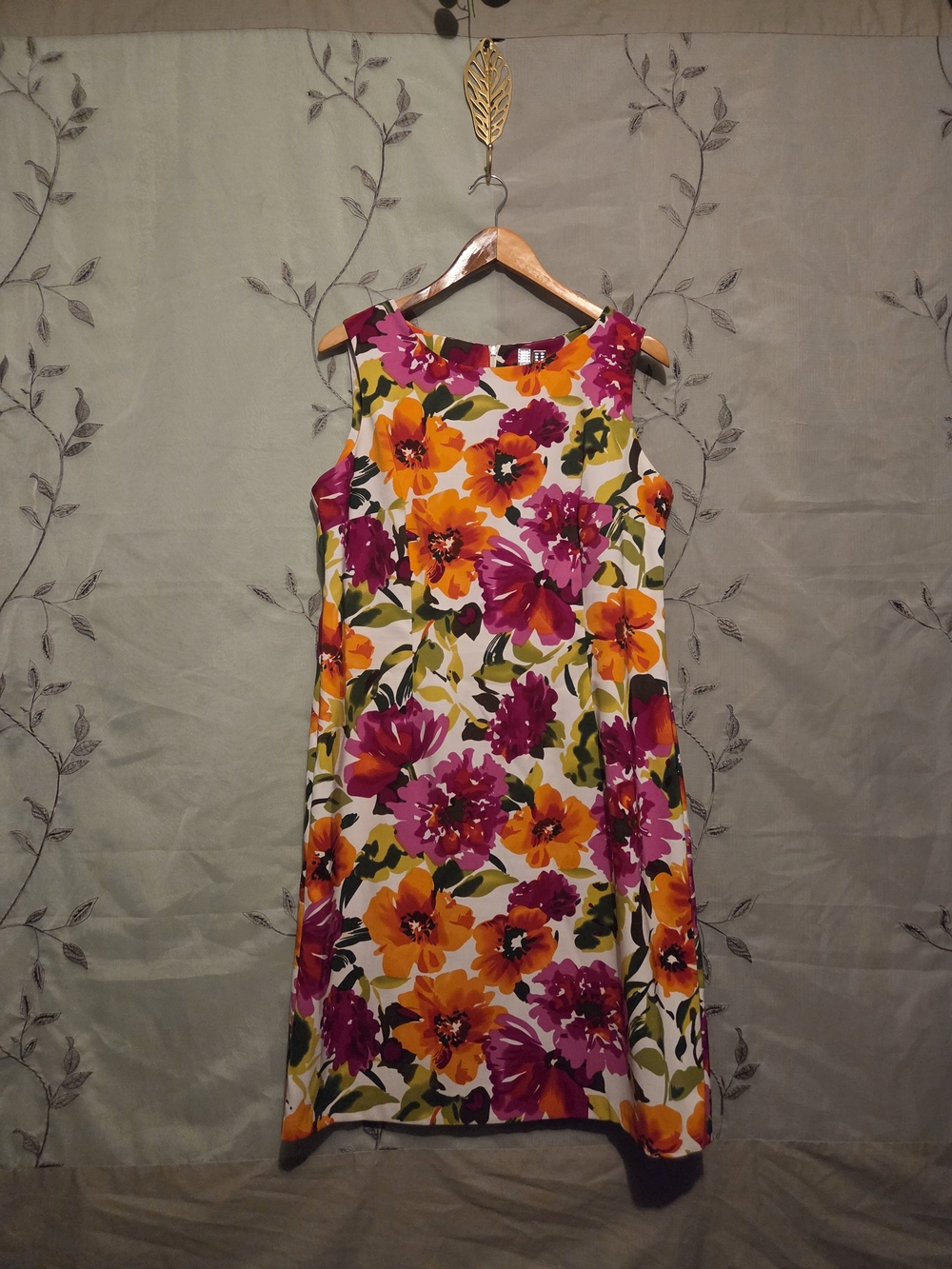 Size 14 Ronni Nicole Shift Dress with Pink/Orange/White Floral Print